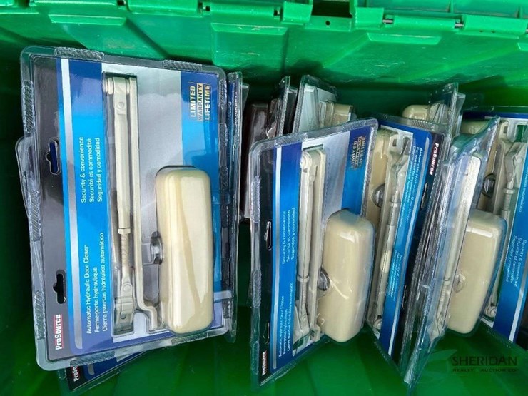 numerous-new-hardware-items-totes-not-included-image-4