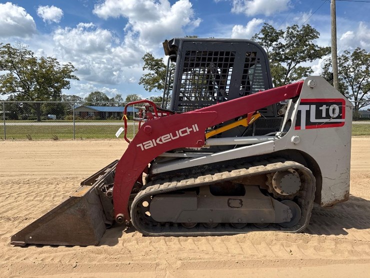 2015-takeuchi-tl10-image-1