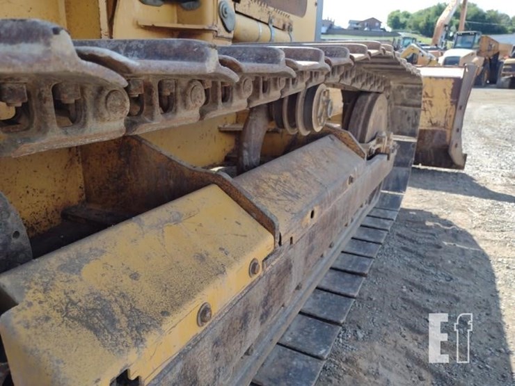 2000-deere-550h-lt-image-31