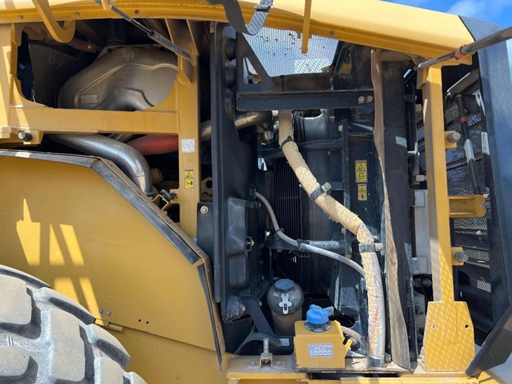 2018-caterpillar-950gc-image-22