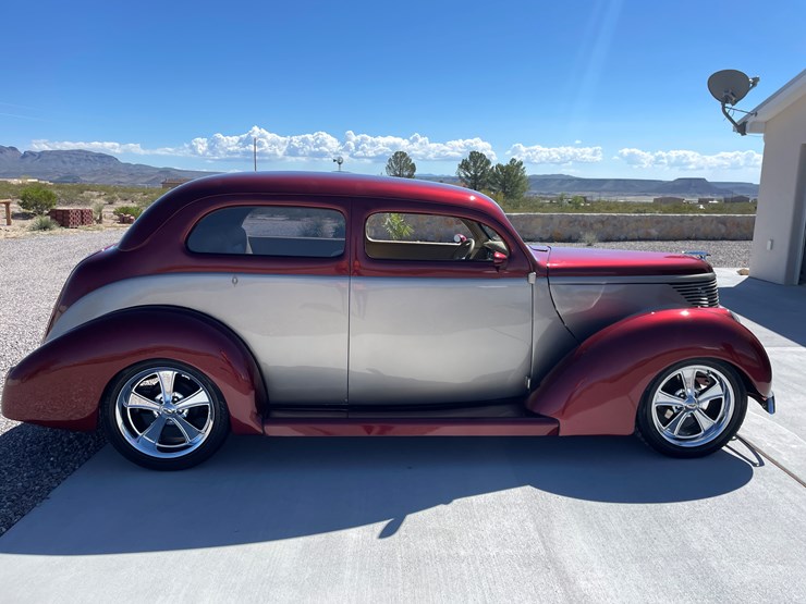 #500-•-1938-ford-humpback(has-az-title)-(located-in-elephant-butte)-image-3
