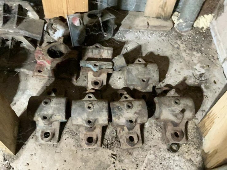 #152-•-bearings,-chains,-and-assorted-parts-image-28
