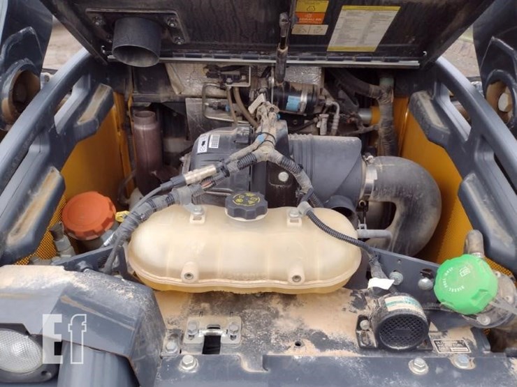 2023-deere-325g-image-36