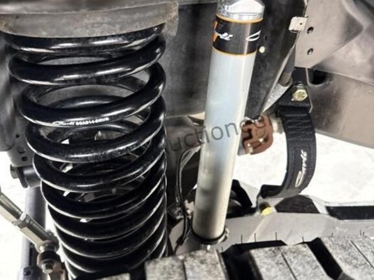 2015-ram-2500-slt-image-16