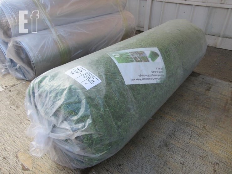 3.3'-x-49.2'-artificial-turf-image-1