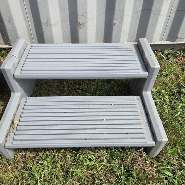 2 step plastic stair step (some damage)