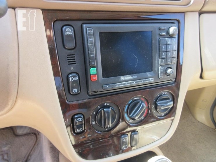 2001-mercedes-benz-ml320-image-11