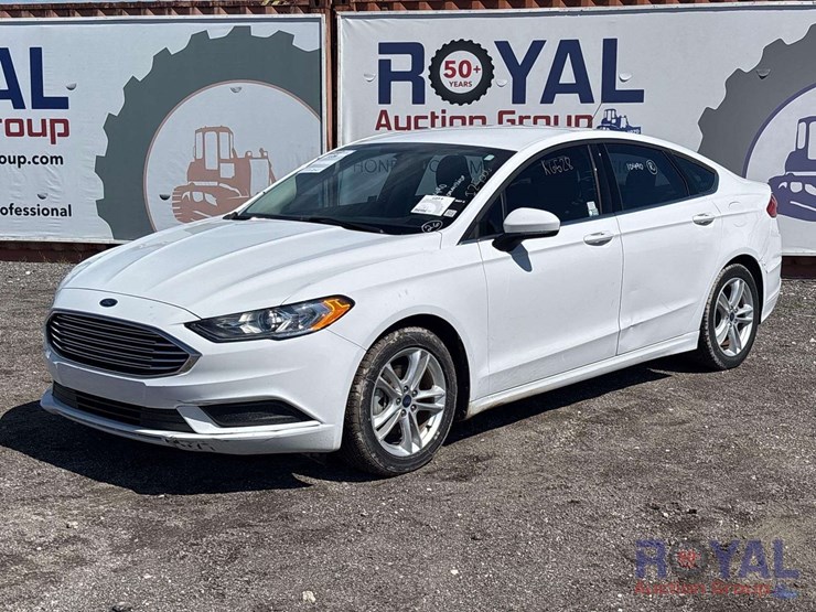 2018-ford-fusion-hybrid-sedan-image-1