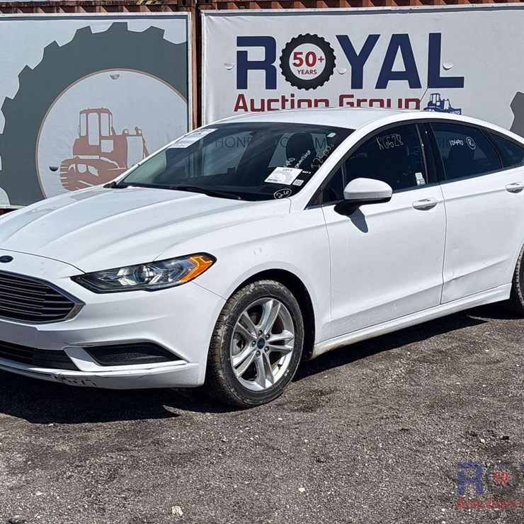 2018 Ford Fusion Hybrid Sedan