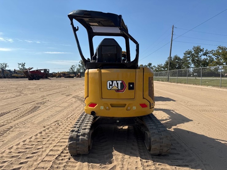 2022-caterpillar-303-image-7