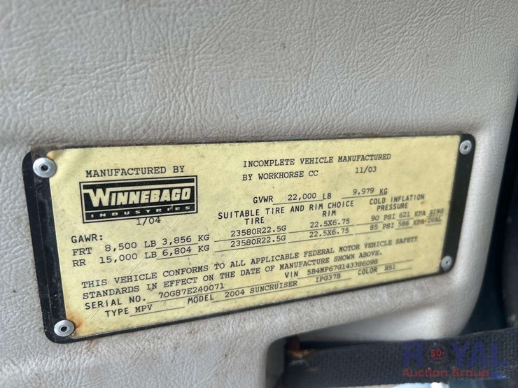 2004-workhorse-w22-motorhome-image-6