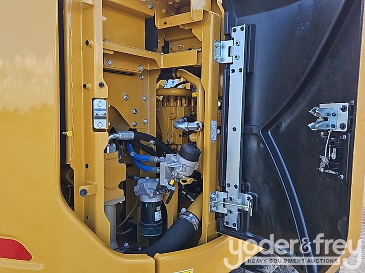 2022-caterpillar-315-gc-image-35