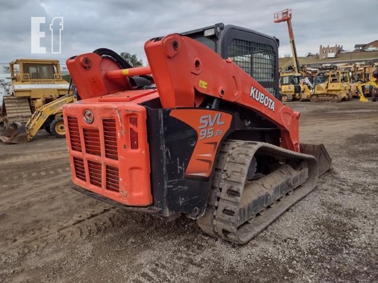 kubota-svl95-2s-image-41