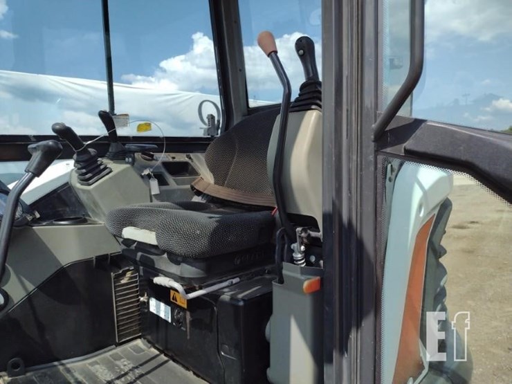 2018-bobcat-e85-image-12