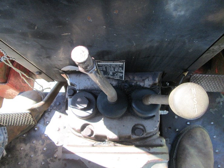 1980-massey-ferguson-275-image-29