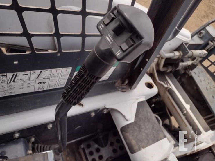 2002-bobcat-863-image-10