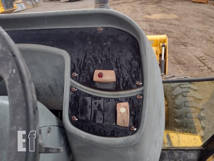 2006-caterpillar-416d-image-8