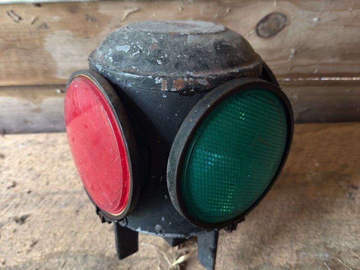 dressel-lighting-lantern-image-2