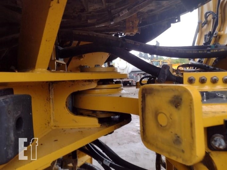 caterpillar-926m-image-28