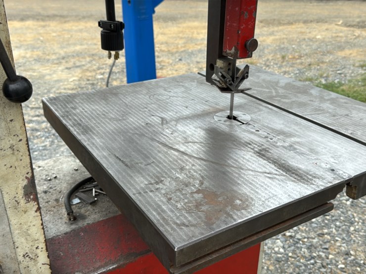 #131-•-vertical-band-saw-image-17