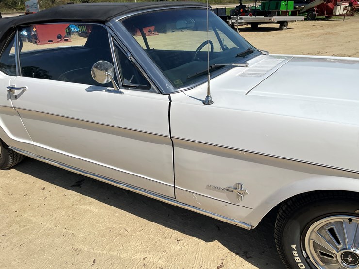#7017-•-1966-ford-mustang-convertible-(downing,-wi)-(has-wi-title)-image-40