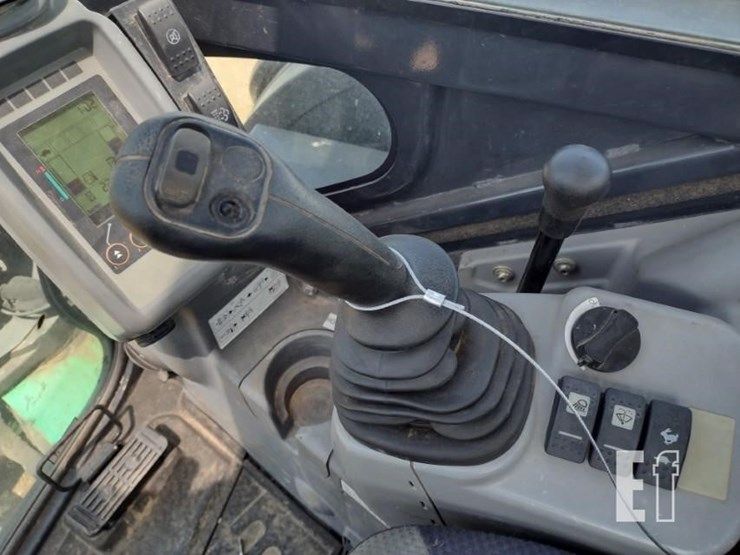 2017-deere-60g-image-9