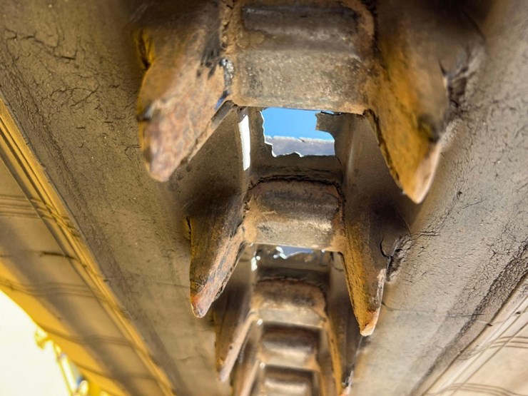 2019-caterpillar-299d2-xhp-image-11