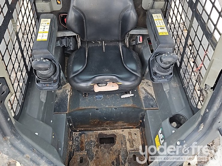 2021-bobcat-t76-image-24