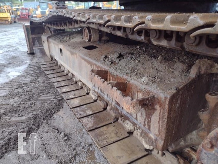 2006-deere-120c-image-28