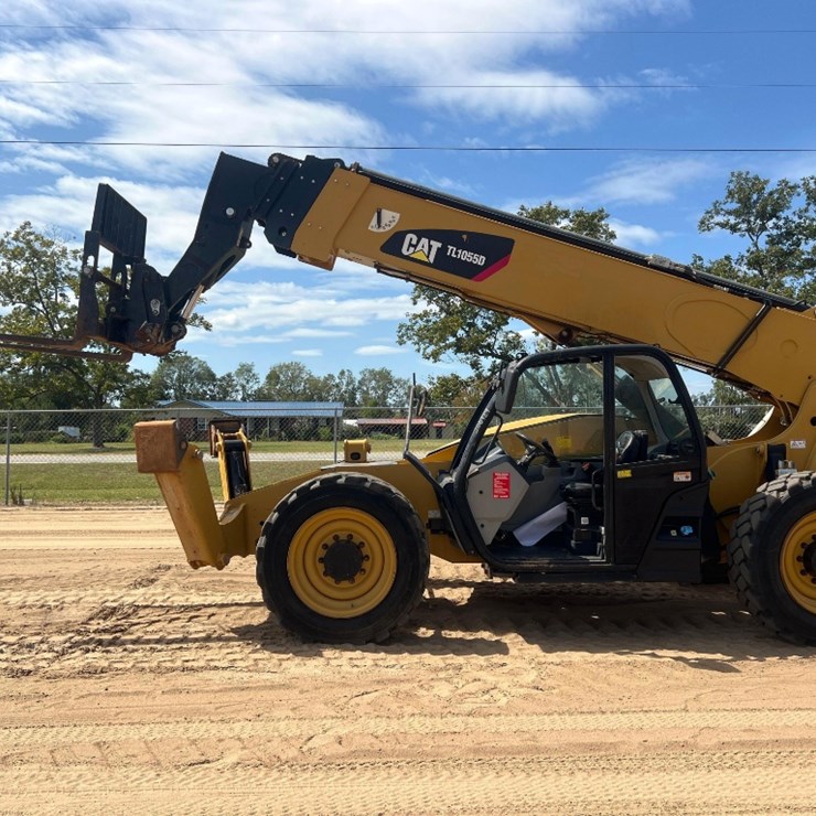 2018 CATERPILLAR TL1055D