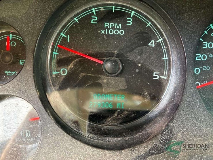 2008-chevrolet-silverado-image-31