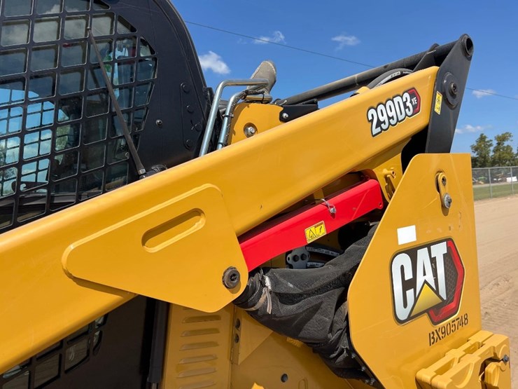 2023-caterpillar-299d3-xe-image-20