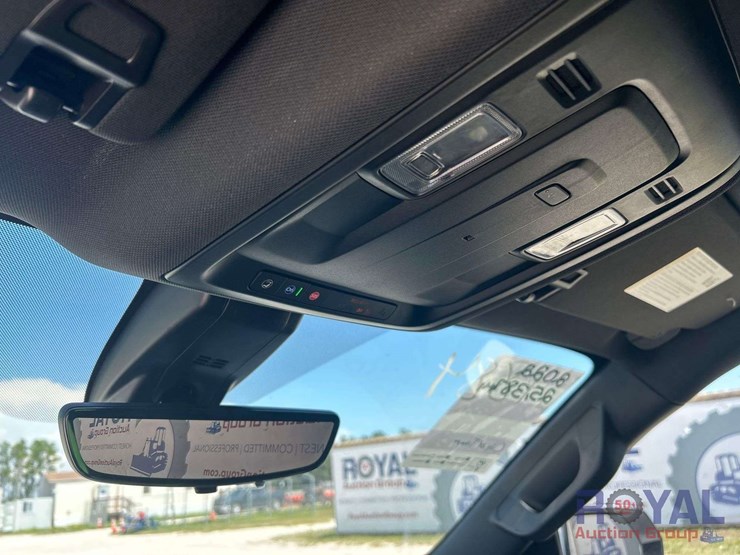 2022-chevrolet-tahoe-image-16