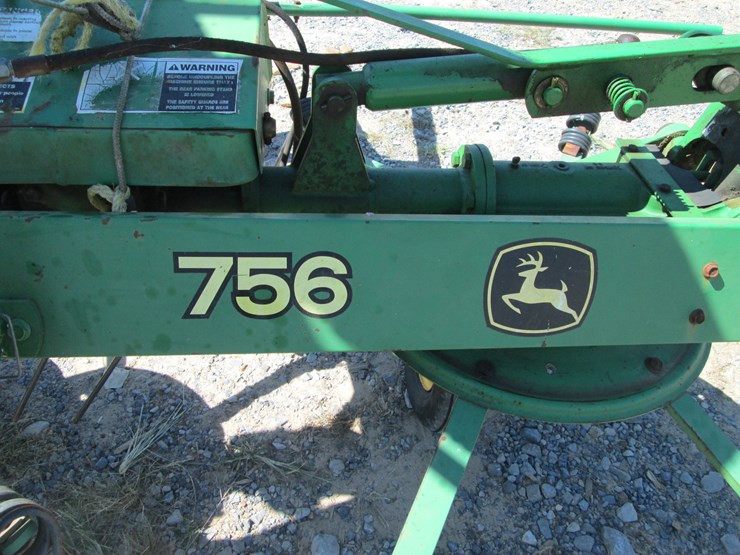 john-deere-756-image-9