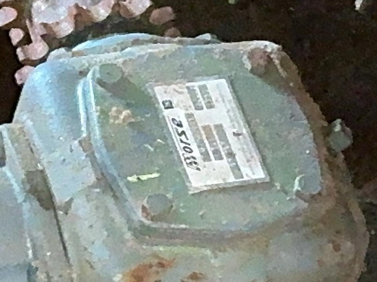 #119-•-roll-case-image-11