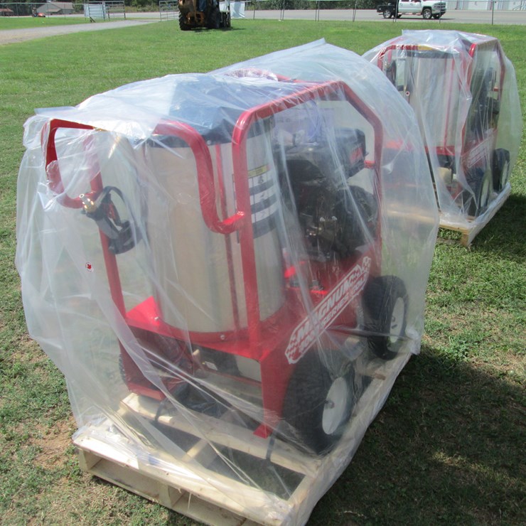 #29447 • 2025 Magnum 4000 Series Hot Water Pressure Washer 253839