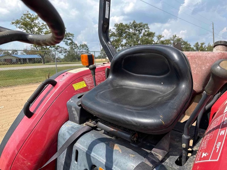 mahindra-2810-image-19
