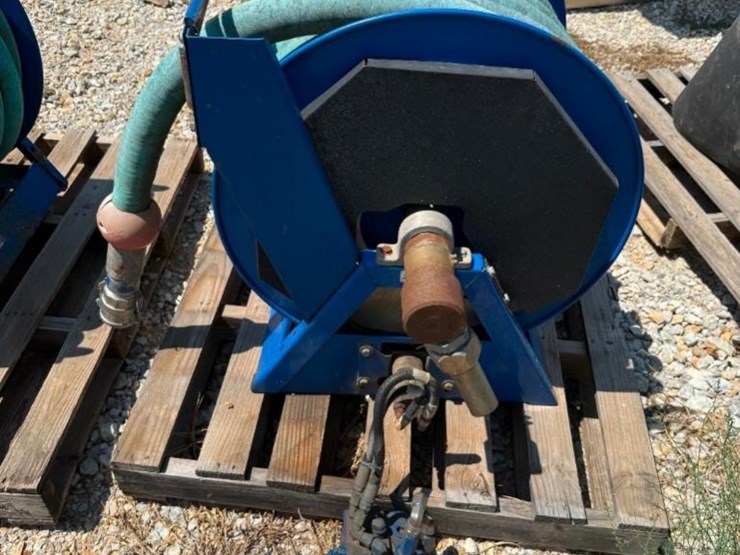 2"-hydraulic-hose-w/valve-on-cox-reel-image-3