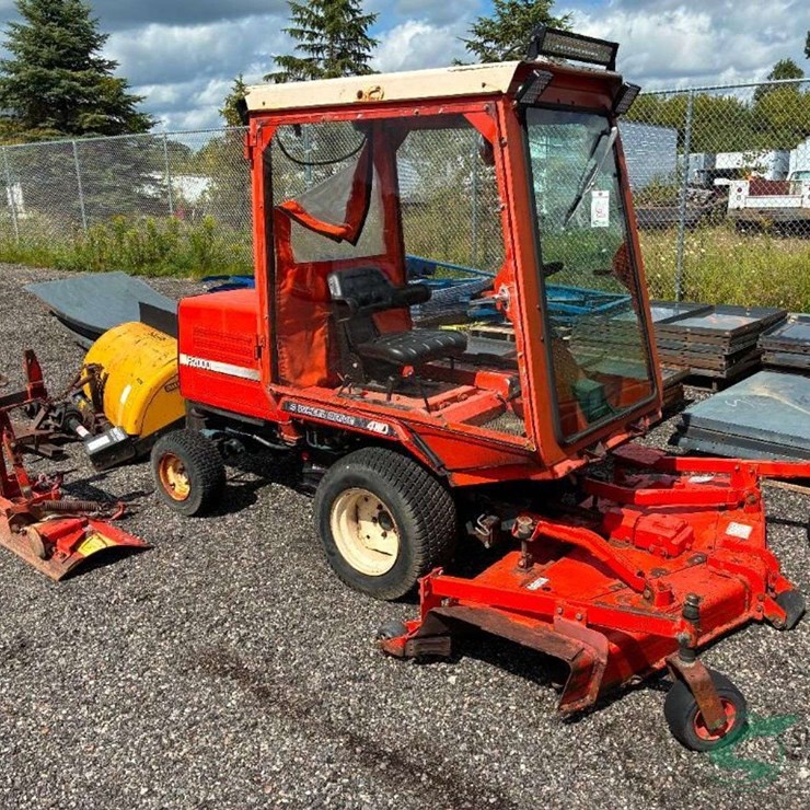 2002 KUBOTA F2000