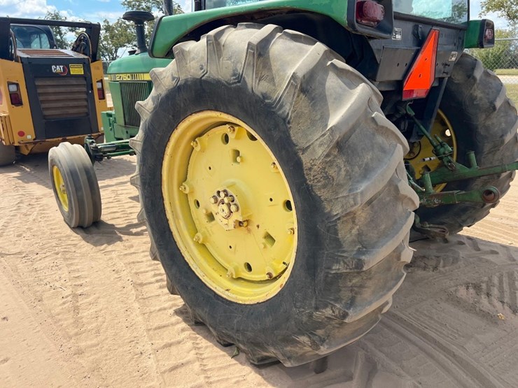 john-deere-2750-image-19