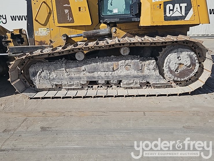 2014-caterpillar-d6k2-lgp-image-11
