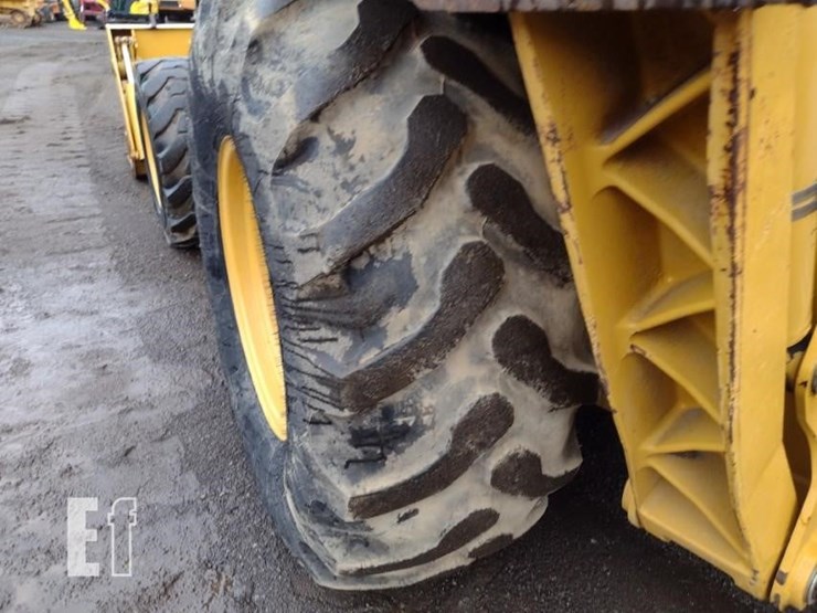 2004-caterpillar-416d-image-24
