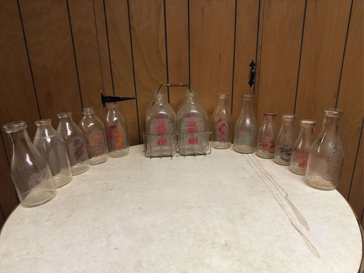 (15)-dairy-bottles-and-carriers-image-1