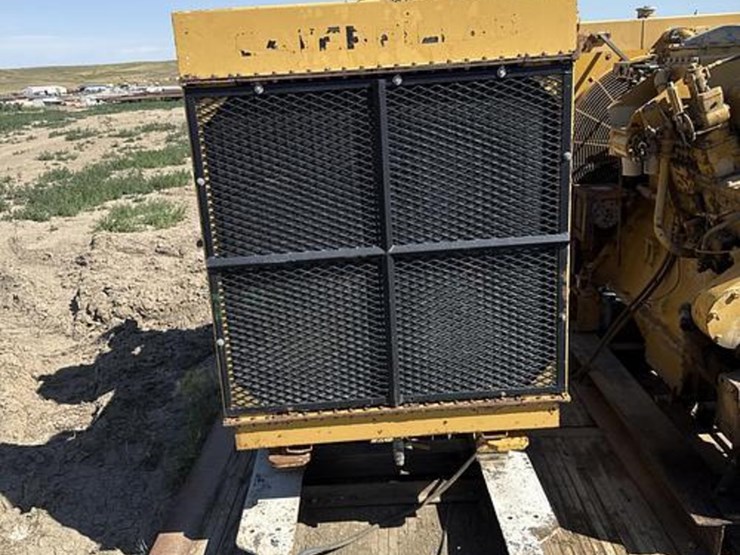 caterpillar-d353-image-7