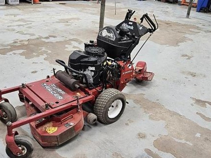2018-exmark-riding-lawn-mower-image-4