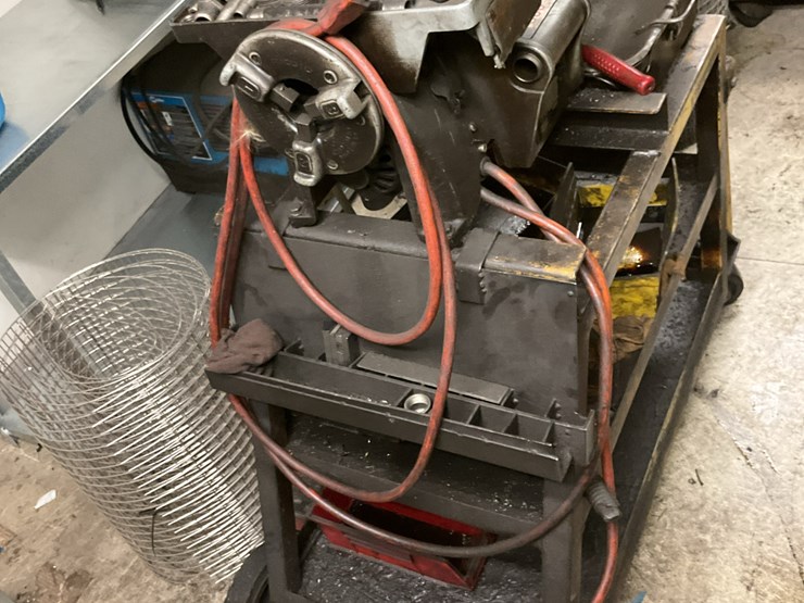 #123-•-ridgid-pipe-threader-image-3