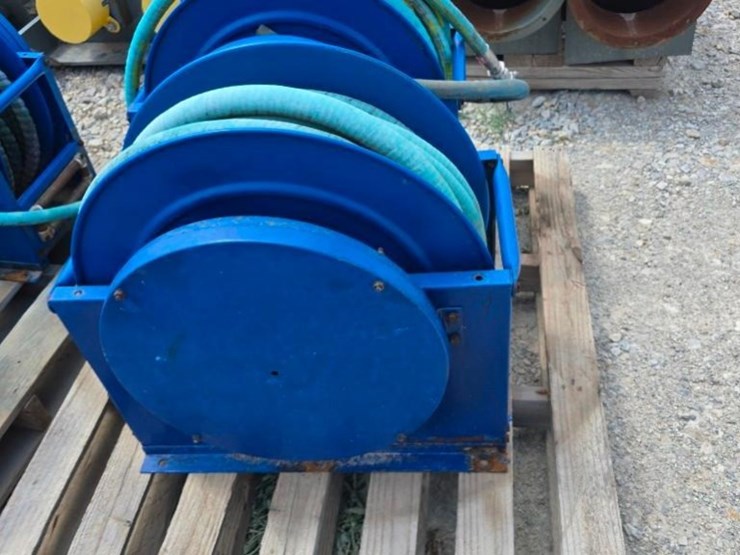 3/4"-hydraulic-hose-on-reel-image-2