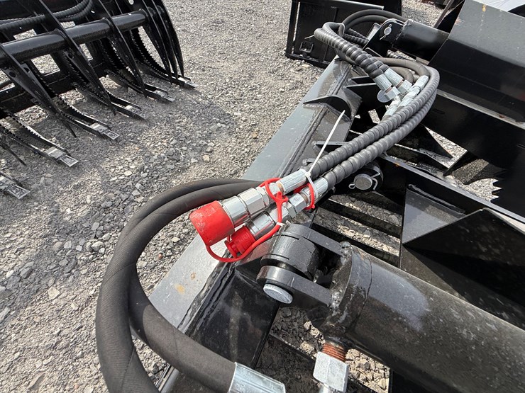 #2022-•-unused-giyi-72"-skid-steer-wood-grabber-cxlkzmq250720-inv#-26340-image-12