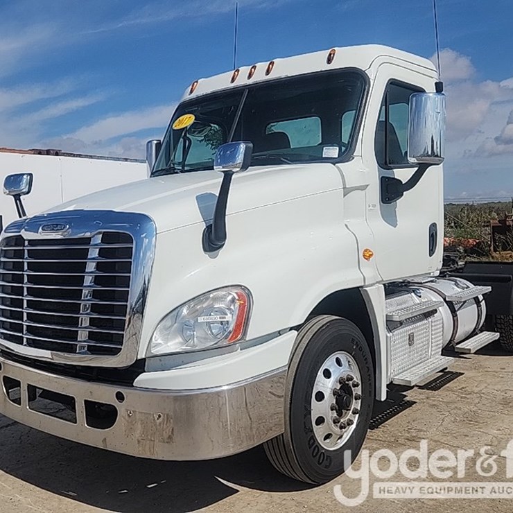 2017 Freightliner Cascadia