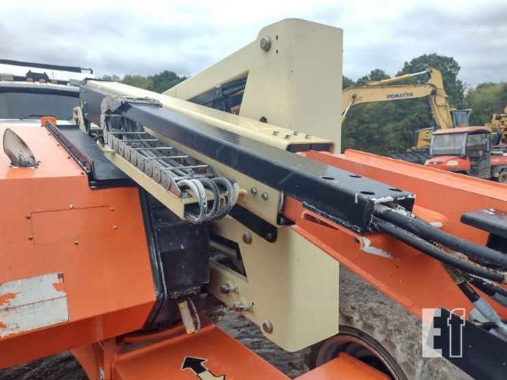 2016-jlg-340aj-image-18